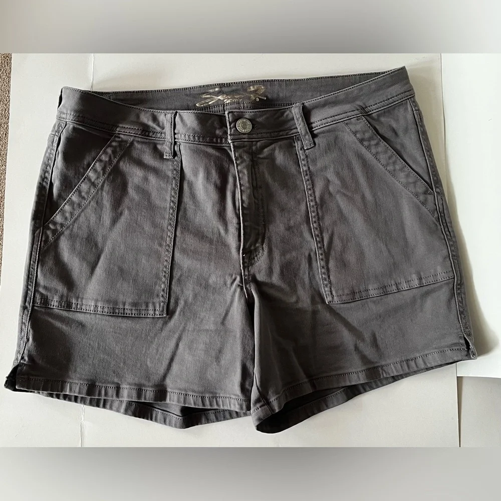 Seven Brand Utility Shorts for Women Size 14 Gray - Picture 1 of 13